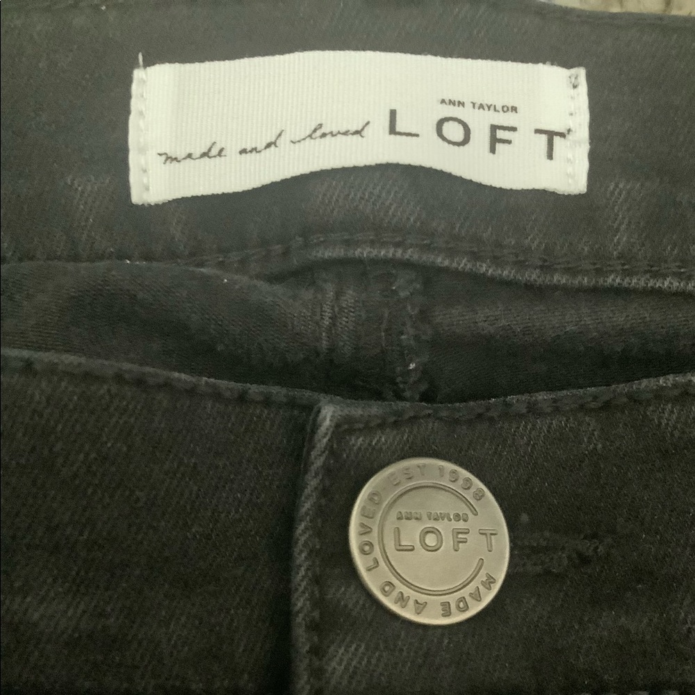 Ann Taylor LOFT black Skinny Cropped Jeans